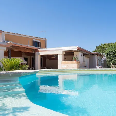 Piscina A Due Passi Dal Mare Syracuse