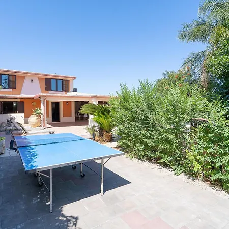 Villa Piscina A Due Passi Dal Mare *