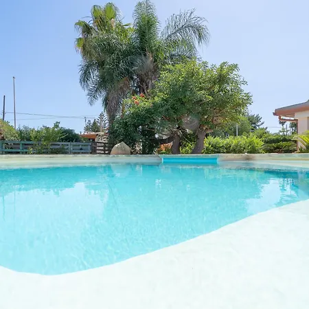 Piscina A Due Passi Dal Mare Syracuse