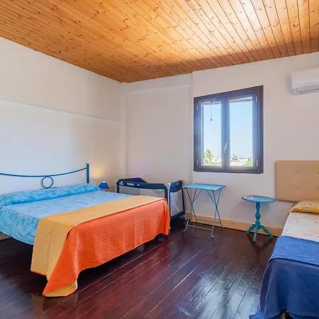 Piscina A Due Passi Dal Mare Syracuse