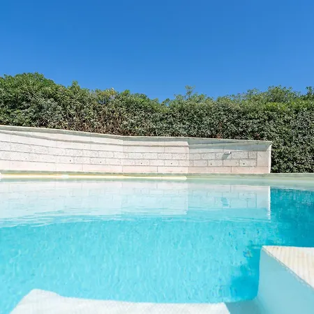 Villa Piscina A Due Passi Dal Mare