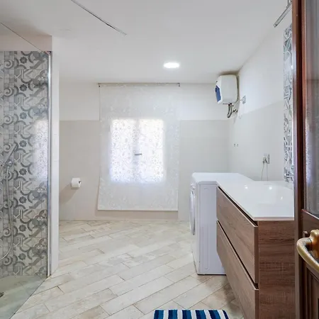 Piscina A Due Passi Dal Mare Вилла *