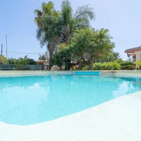 Villa Piscina A Due Passi Dal Mare